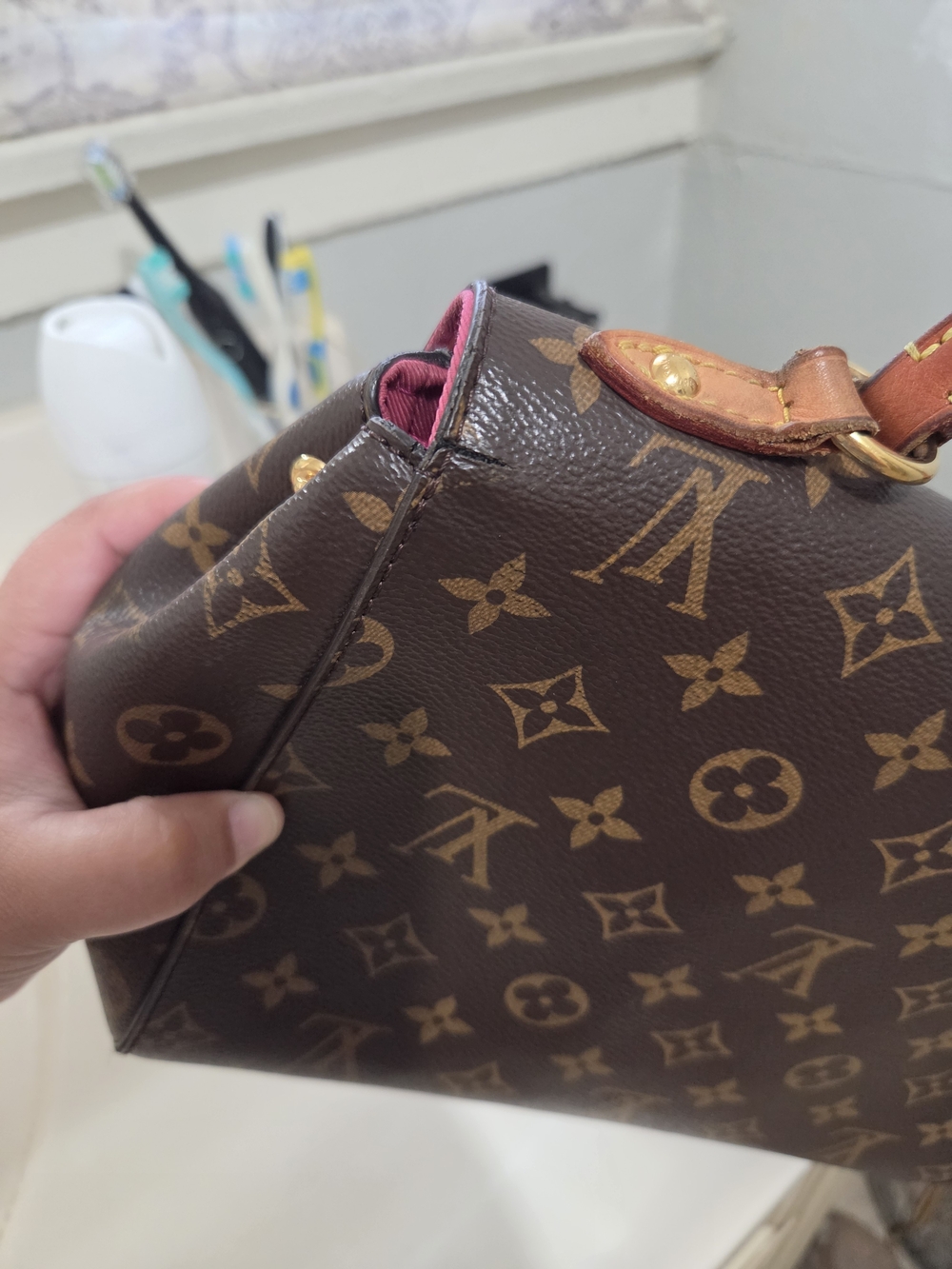 Louis Vuitton Clunny BB Crossbody Bag - Picture 12 of 16